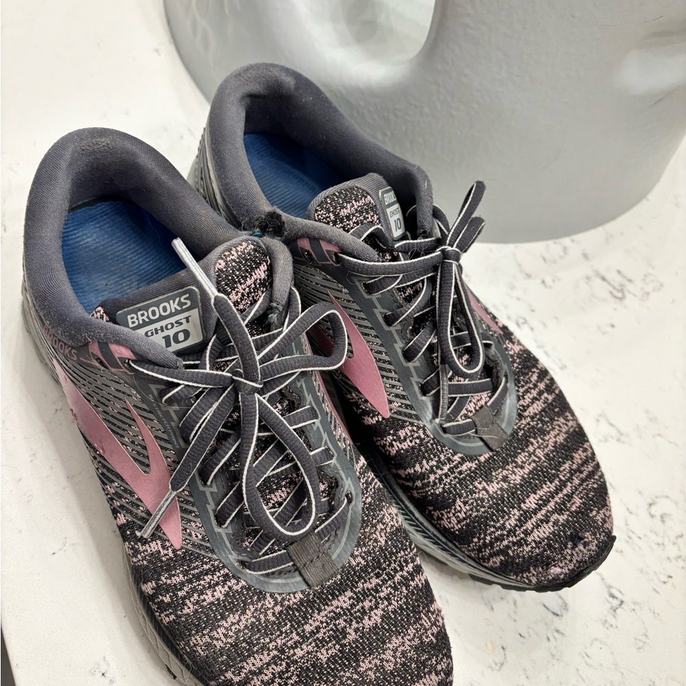 Brooks Ghost 10 Women's Running Shoes - Pink and Gray